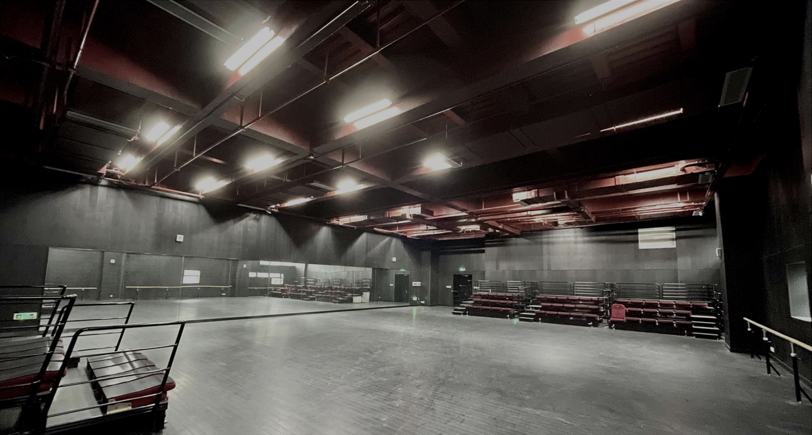 ��������(ch��ng)�ž��d