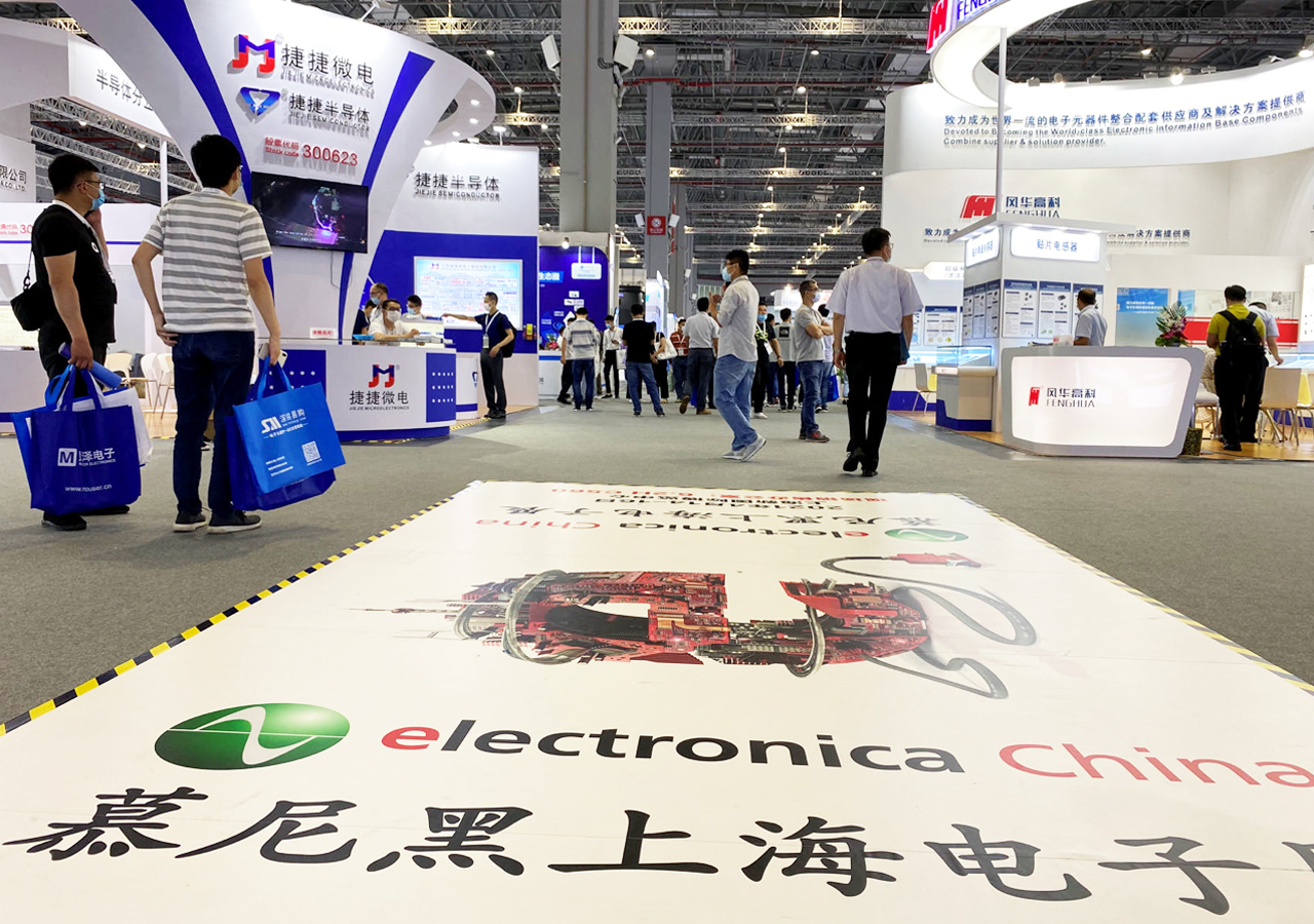 Ľ����Ϻ����չ����e�k����